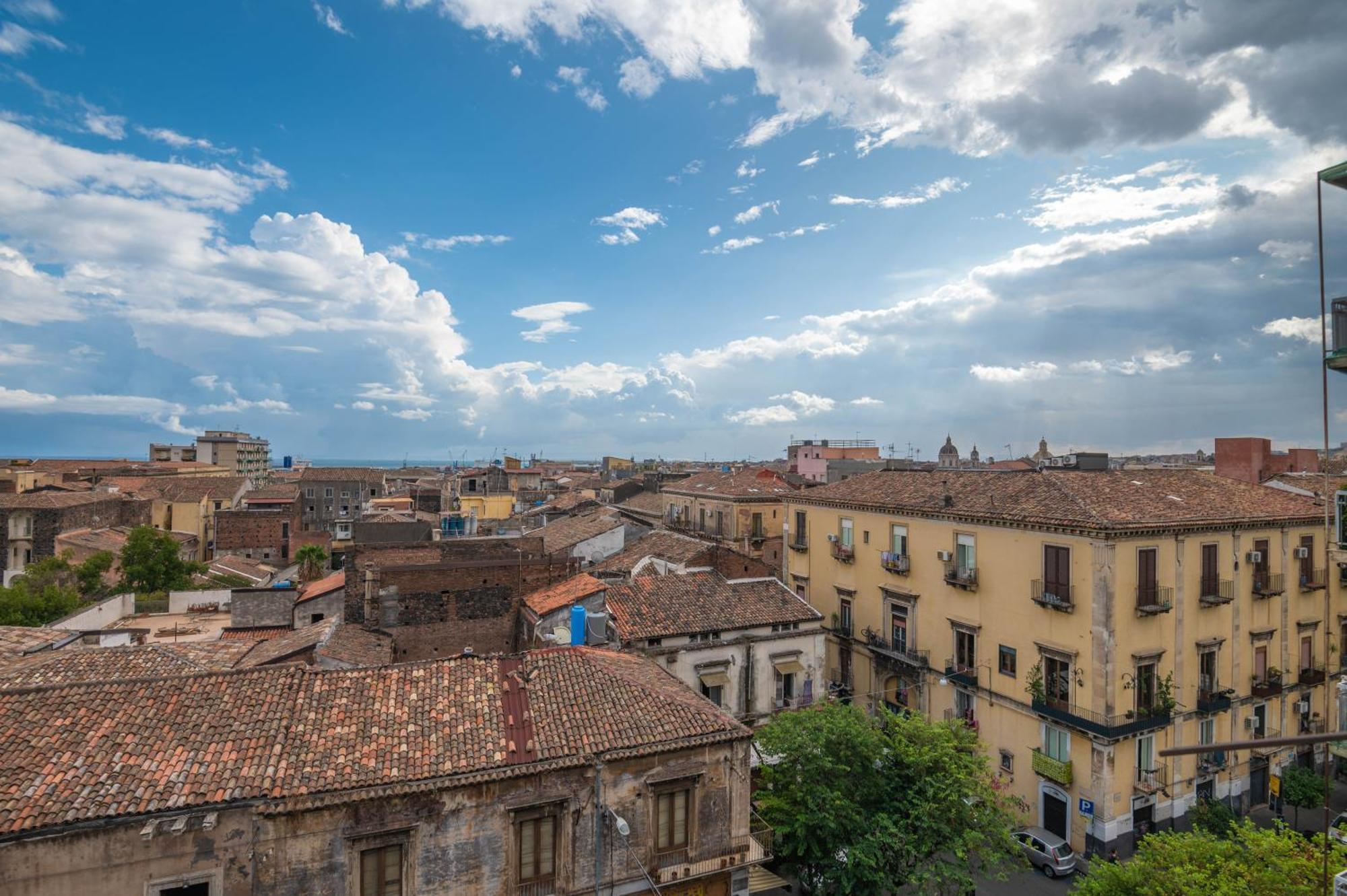 Nel Cuore Di Catania Lägenhet Exteriör bild